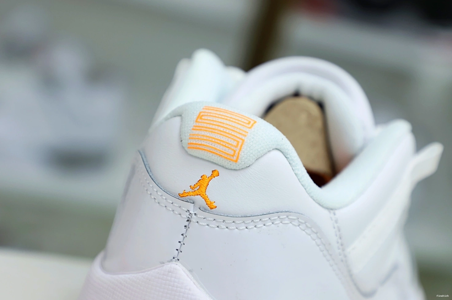 'BRIGHT WMNS 11 CITRUS' JORDAN LOW AIR RETRO 0711